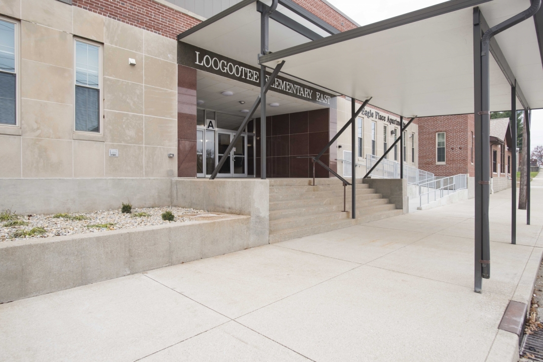 Loogootee School Apartments